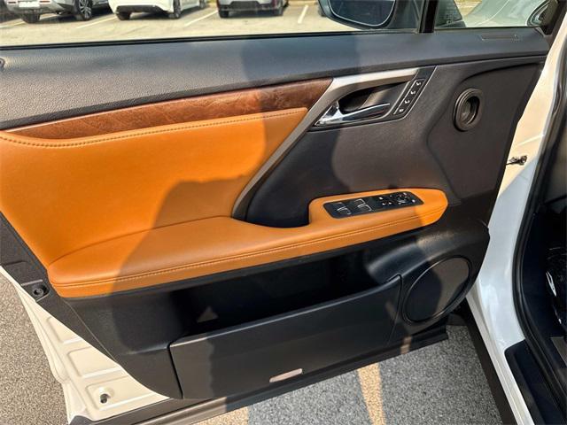 Photo of 2021 Eminent White Pearl Lexus RX 350L