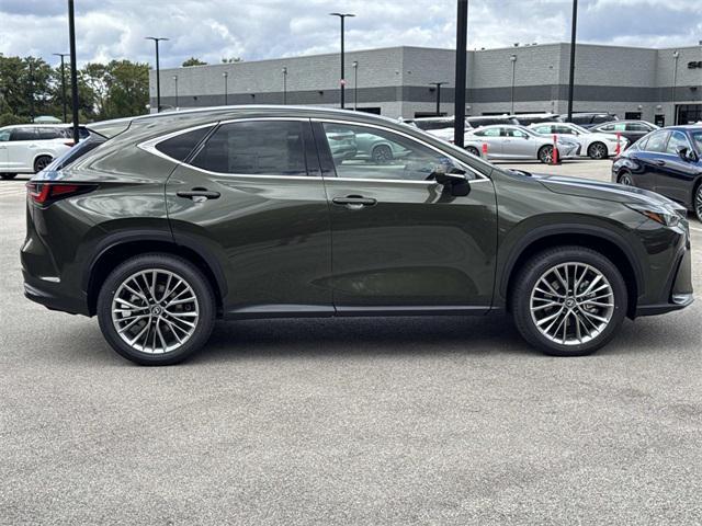 Photo of 2026 Green Pearl Lexus NX 350