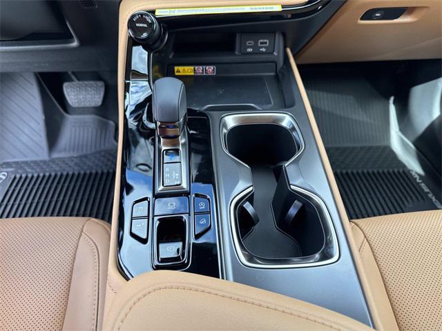 Photo of 2026 Green Pearl Lexus NX 350