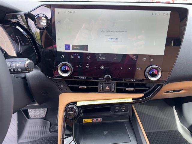 Photo of 2026 Green Pearl Lexus NX 350