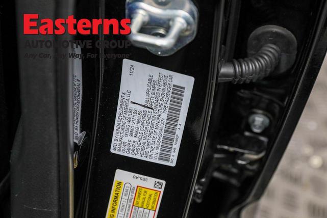 Photo of 2025 Majestic Black Pearl Acura Integra