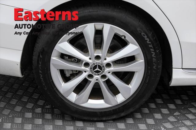 Photo of 2019 White Mercedes-Benz C-Class