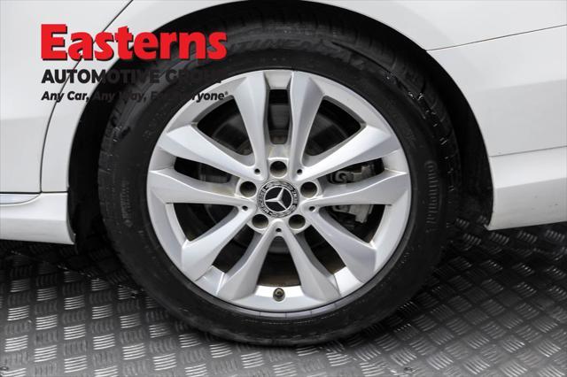 Photo of 2019 White Mercedes-Benz C-Class