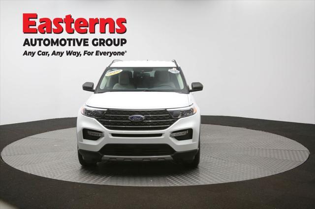 Photo of 2023 OXFORD WHITE Ford Explorer