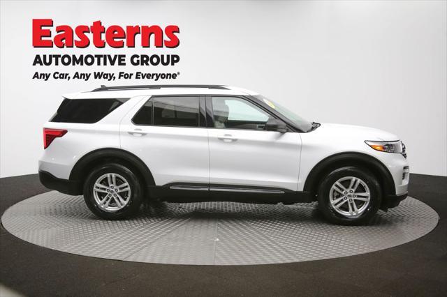 Photo of 2023 OXFORD WHITE Ford Explorer