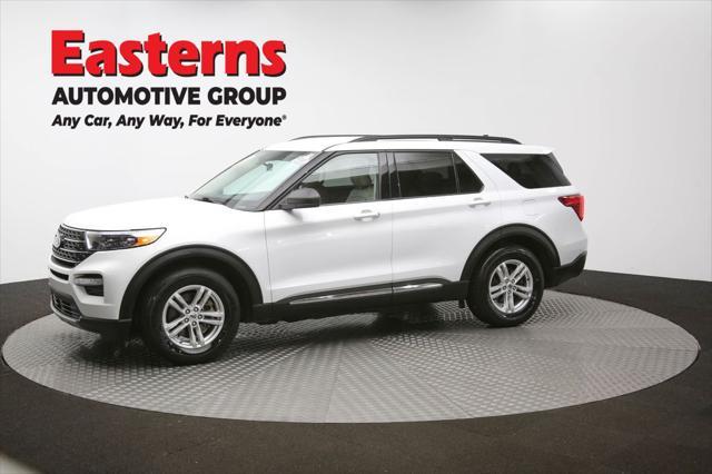 Photo of 2023 OXFORD WHITE Ford Explorer