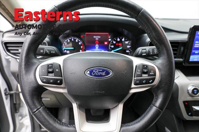 Photo of 2023 OXFORD WHITE Ford Explorer