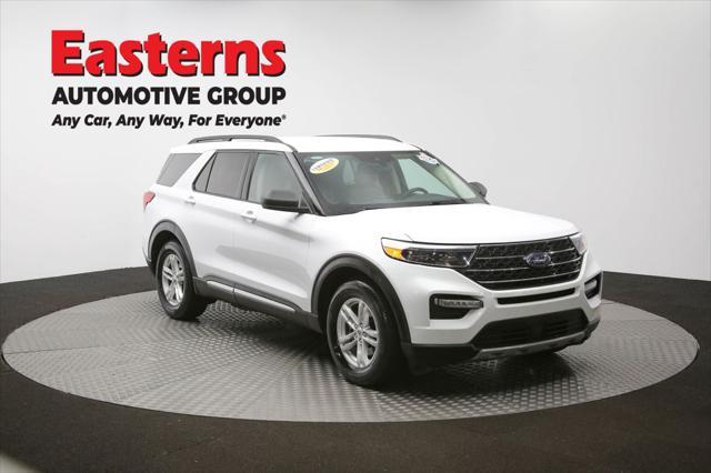 Photo of 2023 OXFORD WHITE Ford Explorer