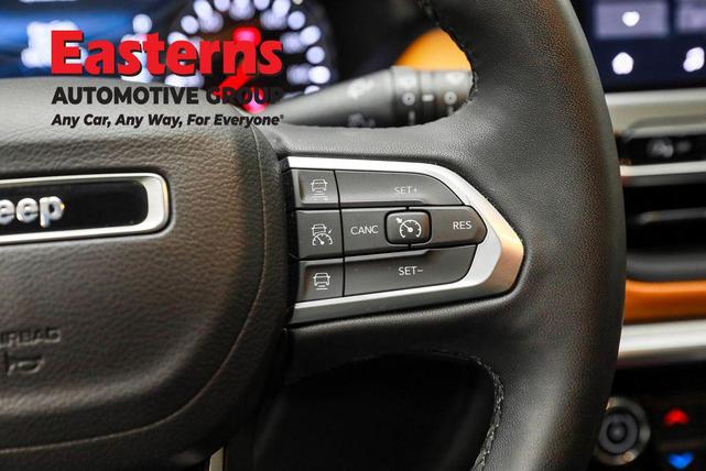 Photo of 2024 Bright White Clearcoat Jeep Compass
