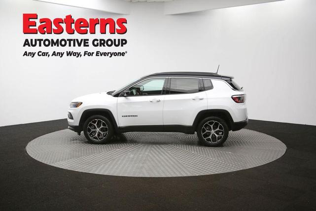 Photo of 2024 Bright White Clearcoat Jeep Compass