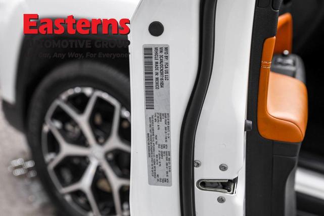 Photo of 2024 Bright White Clearcoat Jeep Compass