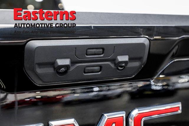 Photo of 2025 Onyx Black GMC Sierra 1500