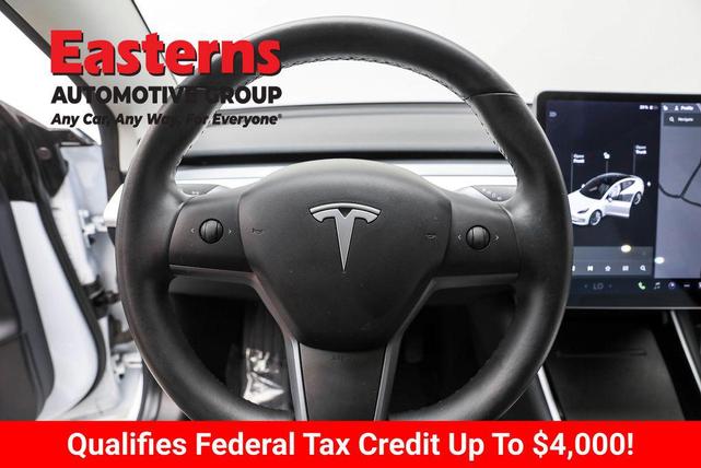 Photo of 2019 Pearl White Multi-Coat Tesla Model 3
