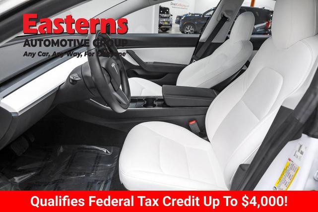 Photo of 2019 Pearl White Multi-Coat Tesla Model 3