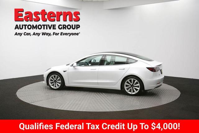 Photo of 2019 Pearl White Multi-Coat Tesla Model 3