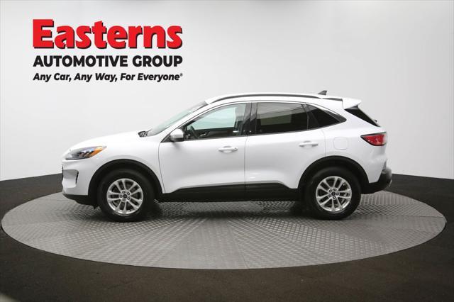 Photo of 2021 OXFORD WHITE Ford Escape