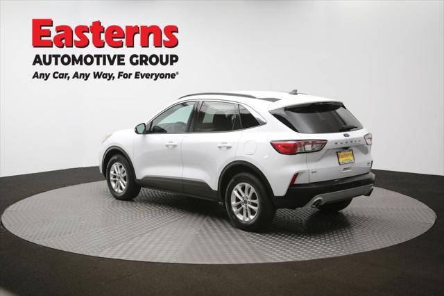 Photo of 2021 OXFORD WHITE Ford Escape