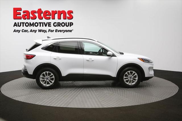 Photo of 2021 OXFORD WHITE Ford Escape