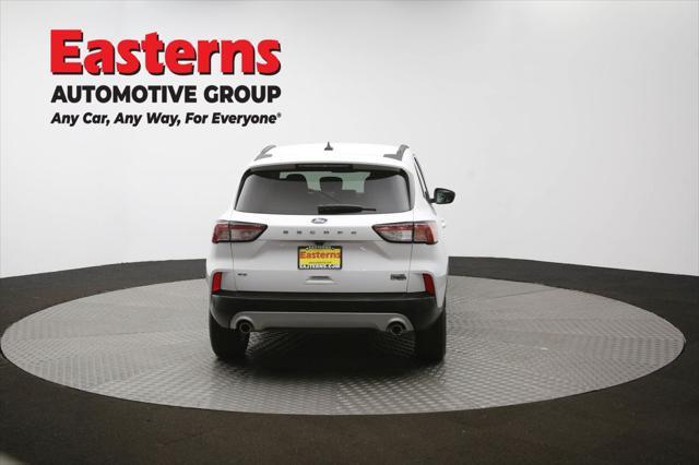 Photo of 2021 OXFORD WHITE Ford Escape
