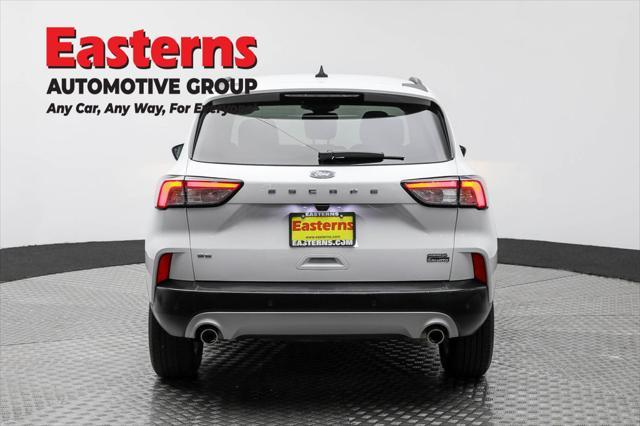Photo of 2021 OXFORD WHITE Ford Escape