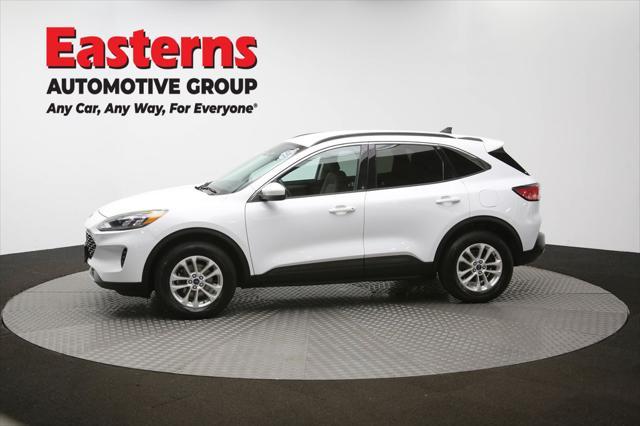 Photo of 2021 OXFORD WHITE Ford Escape