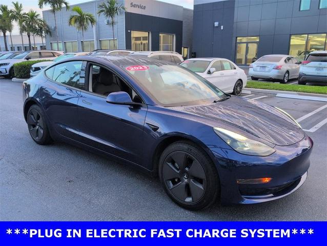Photo of 2023 Deep Blue Metallic Tesla Model 3