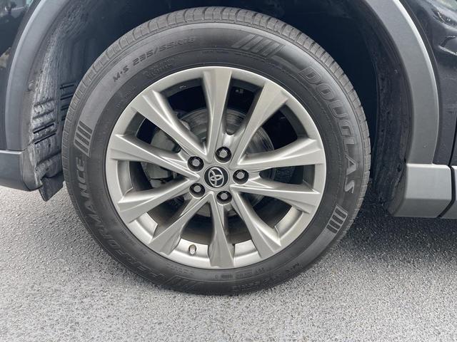 Photo of 2018 Black Toyota RAV4