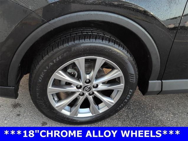 Photo of 2018 Black Toyota RAV4