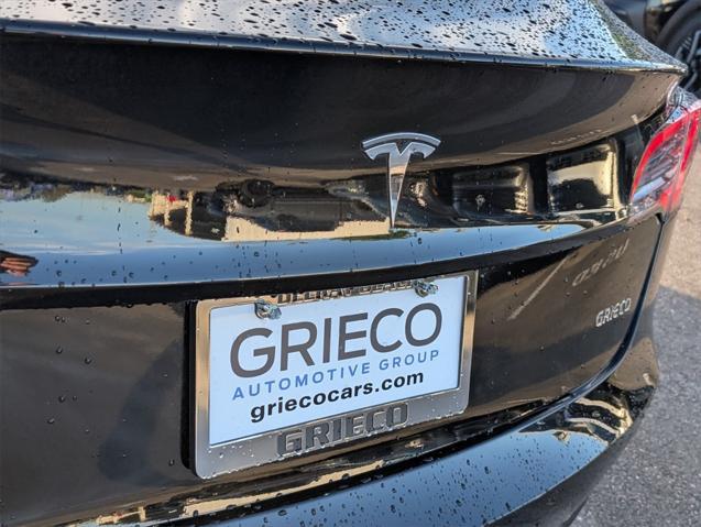 Photo of 2021 Solid Black Tesla Model 3