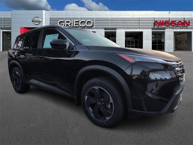 Photo of 2025 Super Black Nissan Rogue