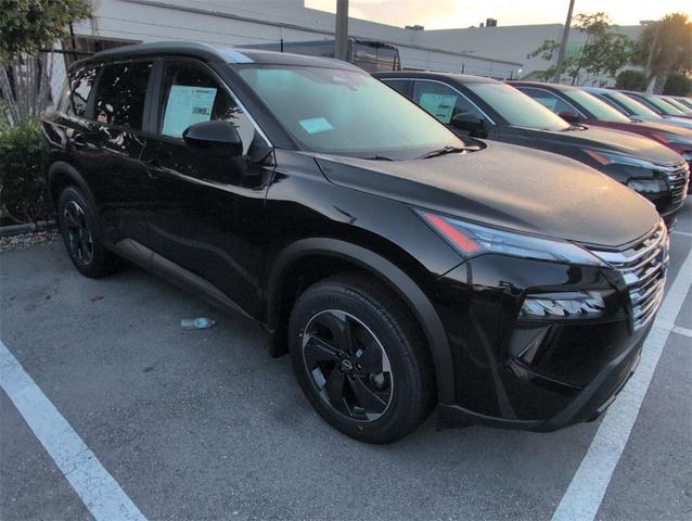 Photo of 2025 Super Black Nissan Rogue