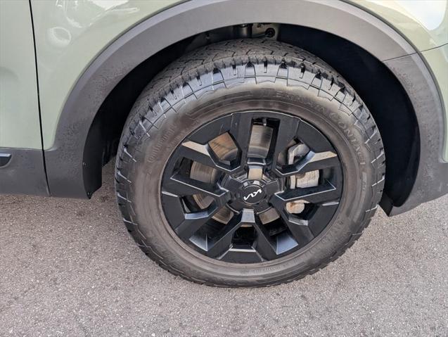 Photo of 2024 Jungle Green Kia Telluride
