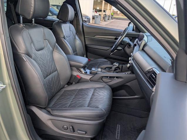 Photo of 2024 Jungle Green Kia Telluride
