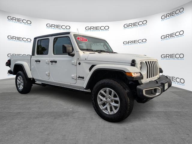2023 Jeep Gladiator