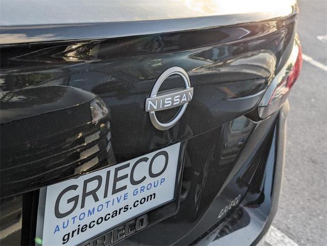 Photo of 2025 Super Black Nissan Versa