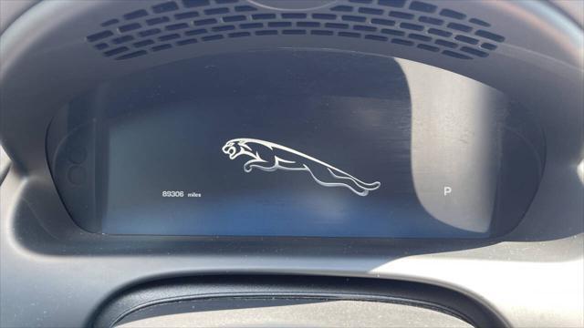 Photo of 2013 Rhodium Silver Metallic Jaguar XJ
