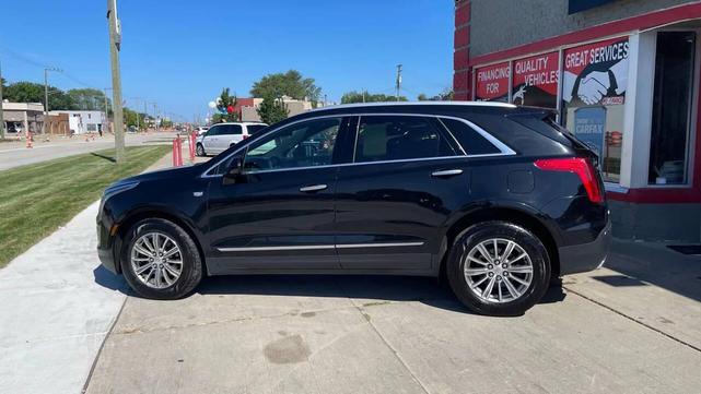Photo of 2017 Stellar Black Metallic Cadillac XT5