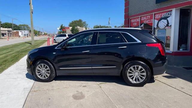 Photo of 2017 Stellar Black Metallic Cadillac XT5