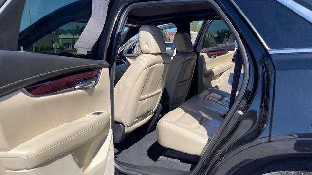 Photo of 2017 Stellar Black Metallic Cadillac XT5