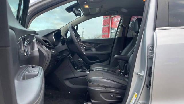 Photo of 2018 Quicksilver Metallic Buick Encore