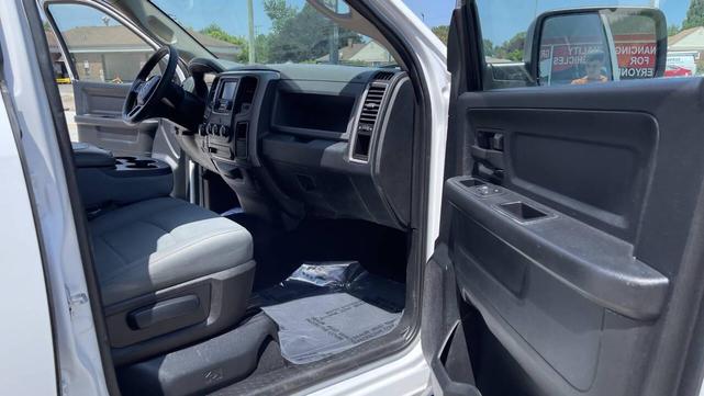 Photo of 2017 Bright White Clearcoat RAM 1500