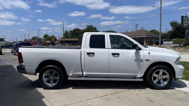 Photo of 2017 Bright White Clearcoat RAM 1500