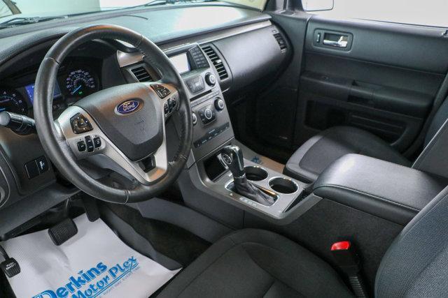 Photo of 2016 Magnetic Metallic Ford Flex