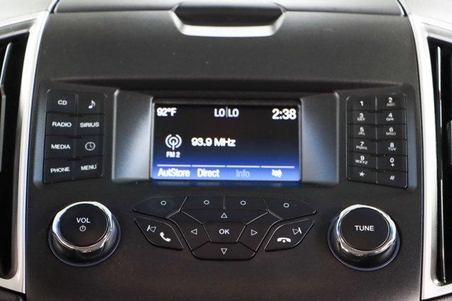 Photo of 2016 Blue Ford Edge