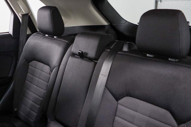 Photo of 2016 Blue Ford Edge