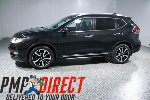 Photo of 2019 Magnetic Black Pearl Nissan Rogue
