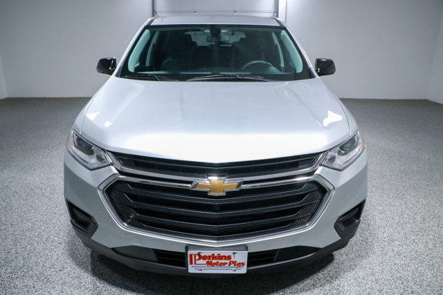 Photo of 2020 Silver Ice Metallic Chevrolet Traverse