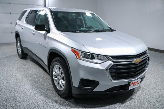 Photo of 2020 Silver Ice Metallic Chevrolet Traverse