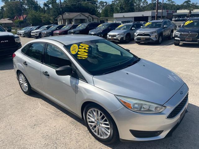 Photo of 2015 Silver Ford Focus