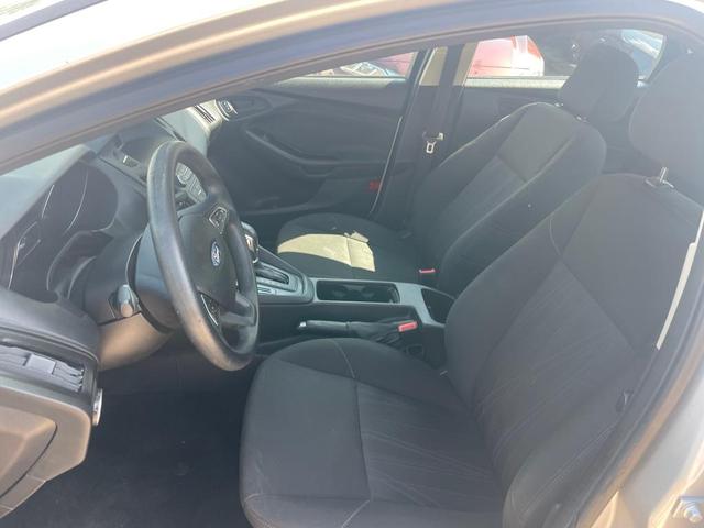 Photo of 2015 Silver Ford Focus